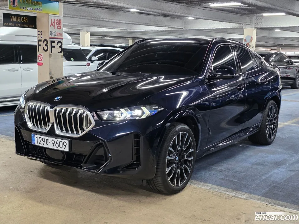 BMW X6 xDrive40i M 2025 — фото 1, купить с доставкой в Москву