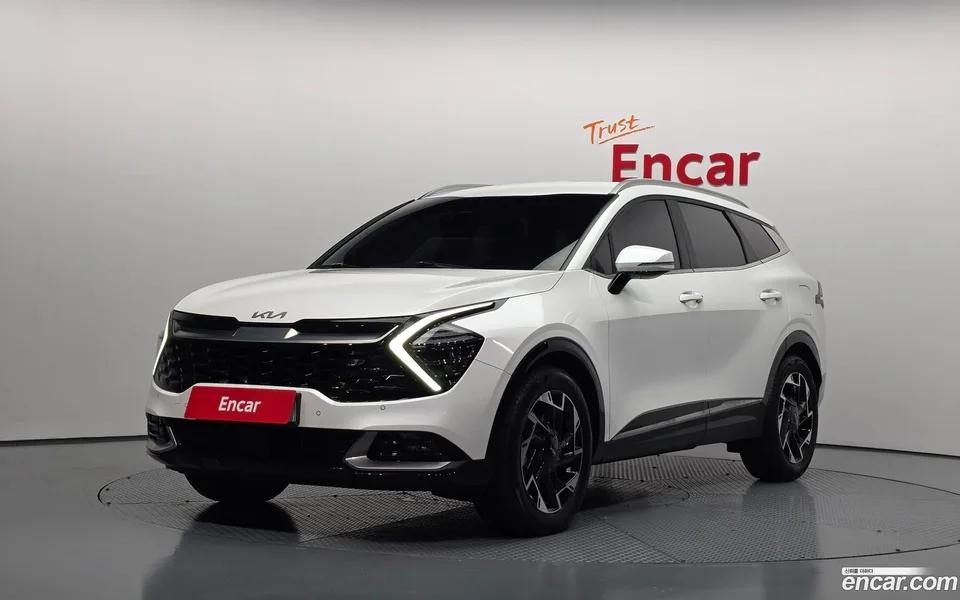 Kia Sportage 1.6 2WD 2022 — фото 1, купить с доставкой в Москву