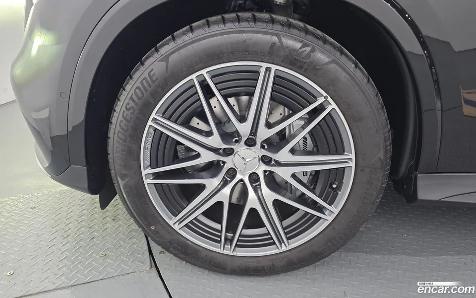 Mercedes-Benz GLC-Class AMG GLC43 4MATIC 2026 — миниатюра 5