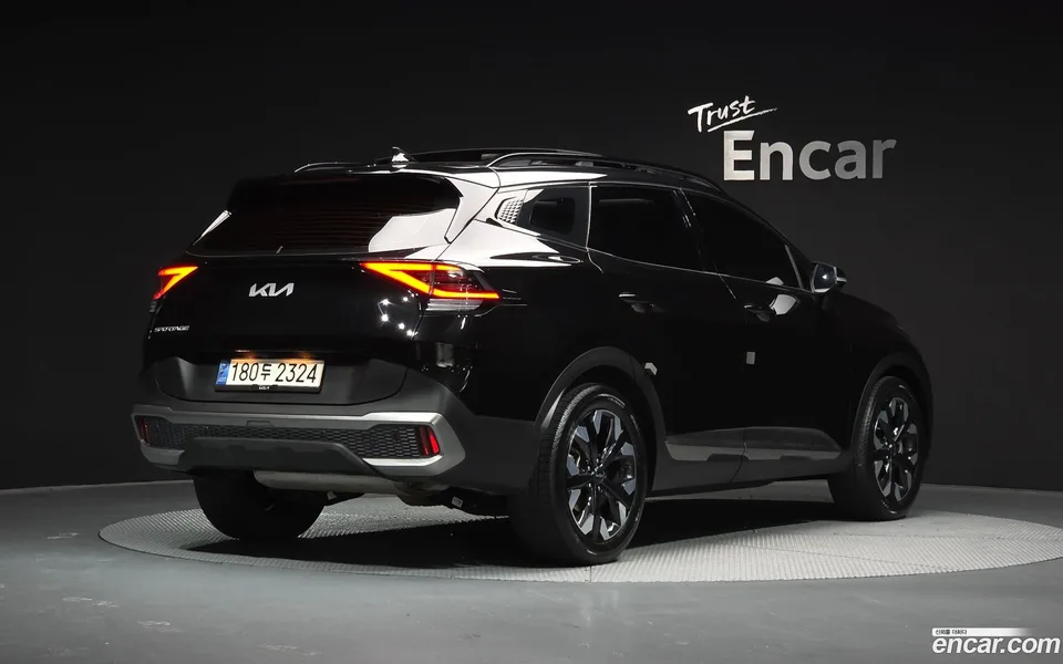 Kia Sportage 1.6 2WD 2023 — миниатюра 2