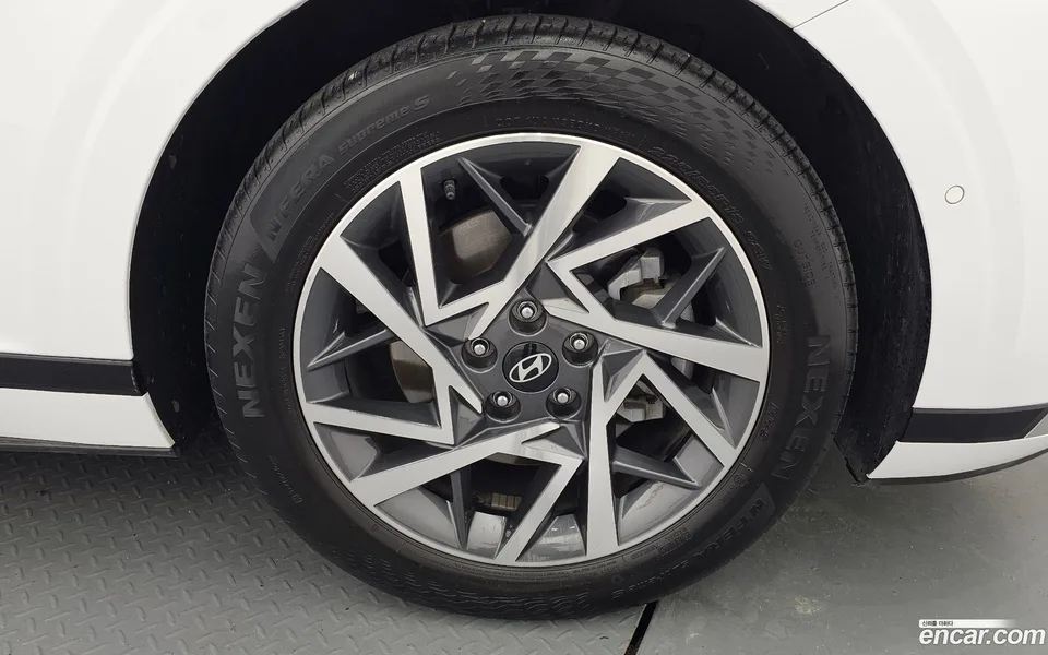 Hyundai Grandeur 2.5 2WD 2024 — миниатюра 5