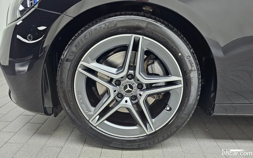 Mercedes-Benz E-Class E250 AMG Line 2023 — миниатюра 5
