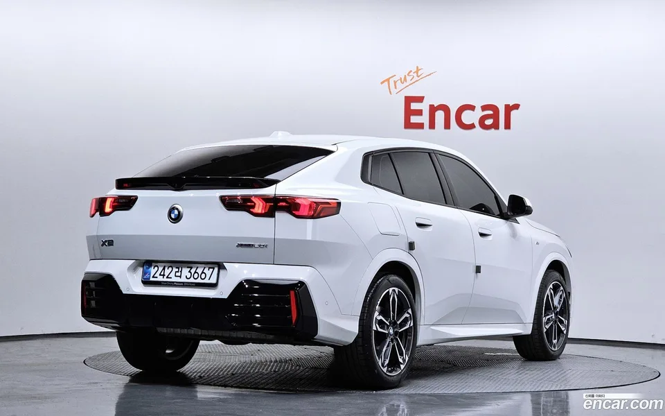 BMW X2 xDrive20i M 2025 — миниатюра 2