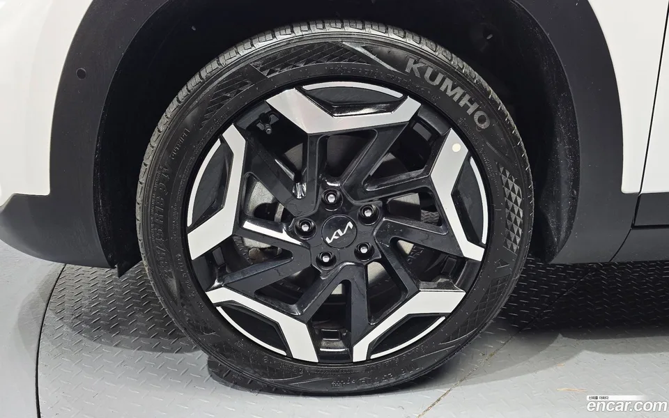 Kia Seltos 1.6 2WD 2025 — миниатюра 5
