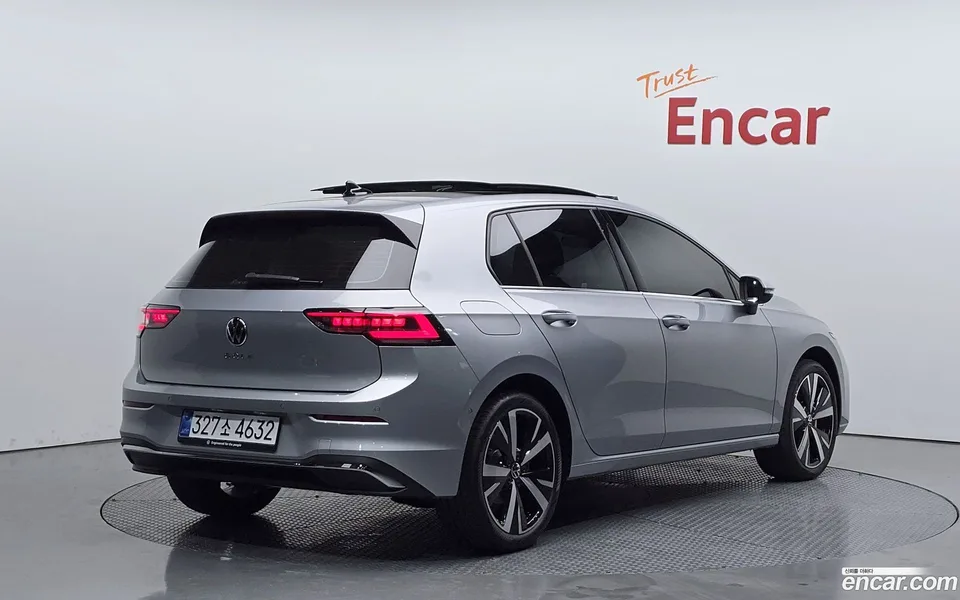 Volkswagen Golf 2.0 TDI 2026 — миниатюра 2
