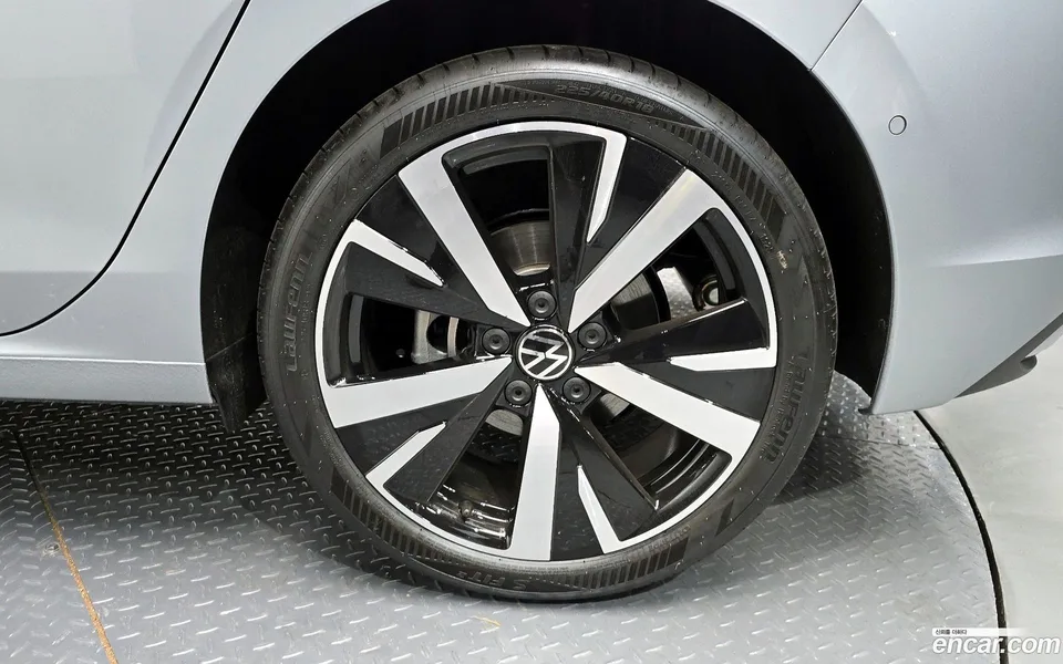 Volkswagen Golf 2.0 TDI 2026 — миниатюра 5