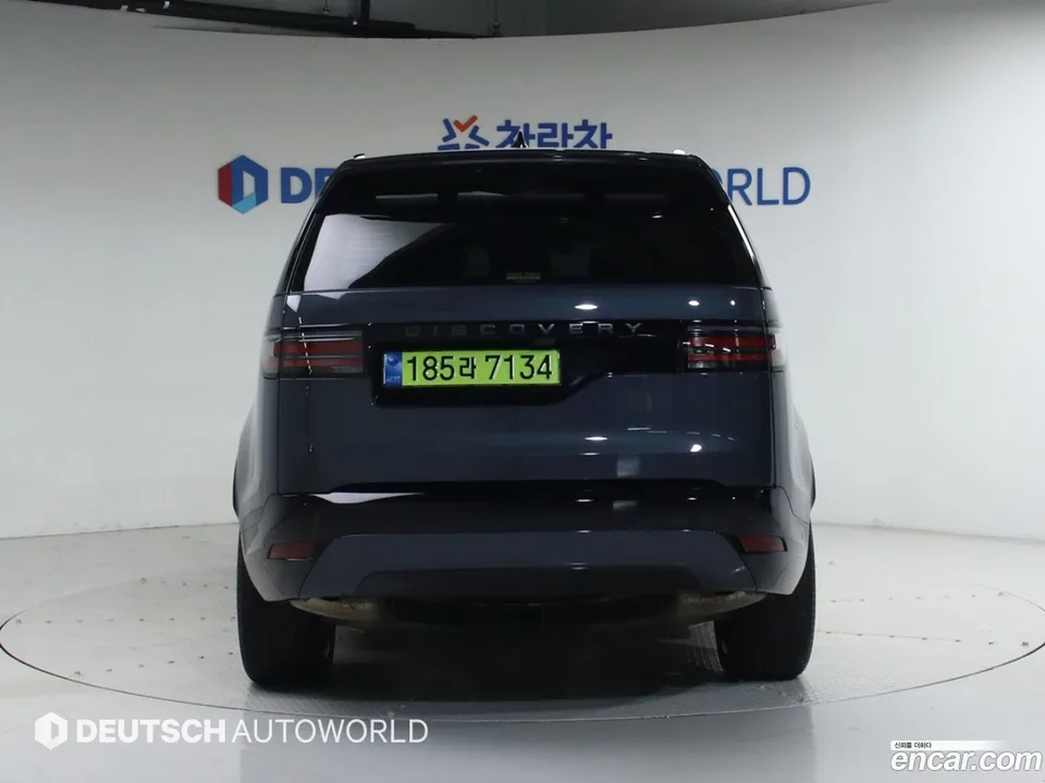 Land Rover Discovery D350 HSE 2025 — миниатюра 4