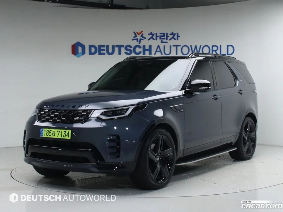 Land Rover Discovery D350 HSE 2025 — фото 1, купить с доставкой в Москву