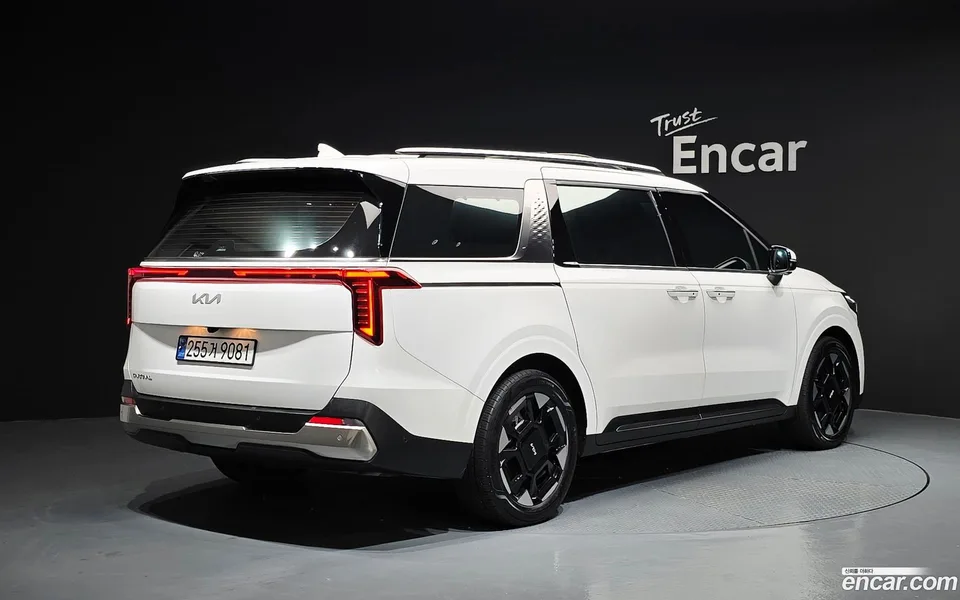 Kia Carnival 9 2024 — миниатюра 2