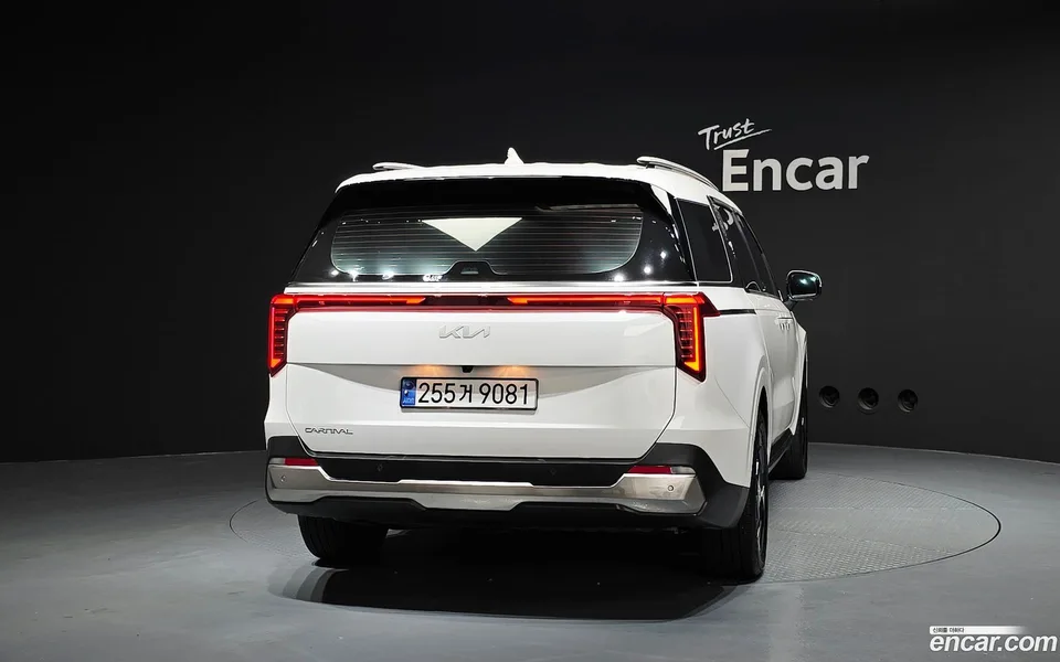 Kia Carnival 9 2024 — миниатюра 4