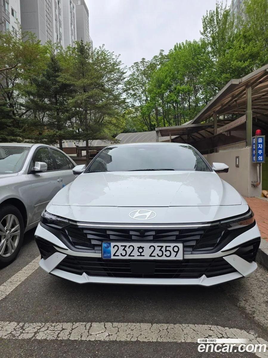 Hyundai Avante CN7 Hybrid 2025 — фото 1, купить с доставкой в Москву