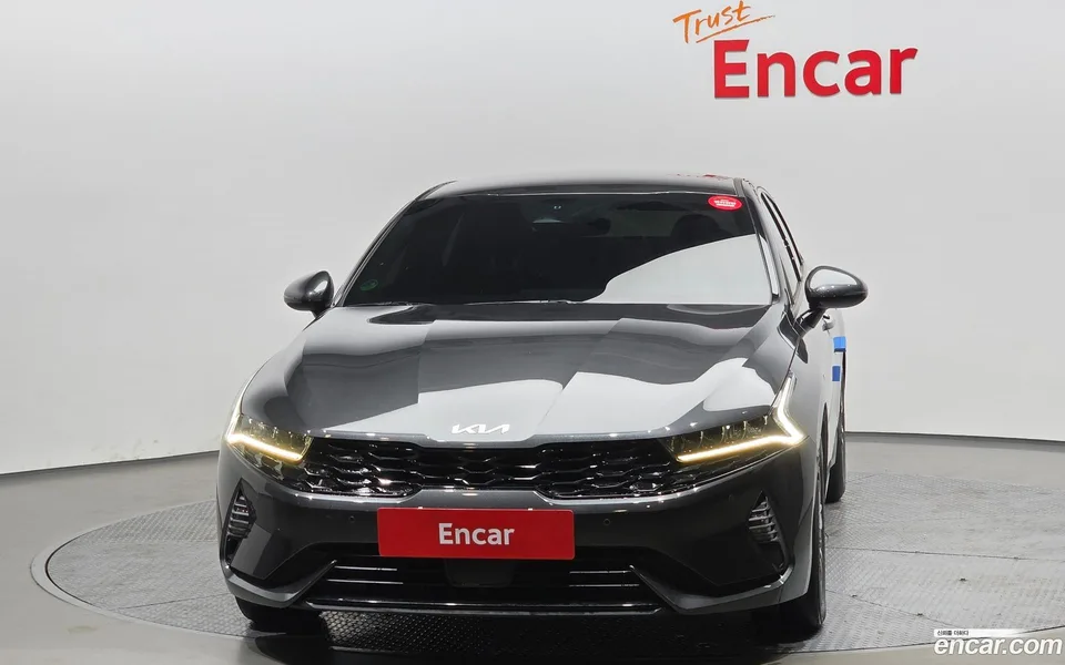 Kia K5 Hybrid 2023 — миниатюра 3