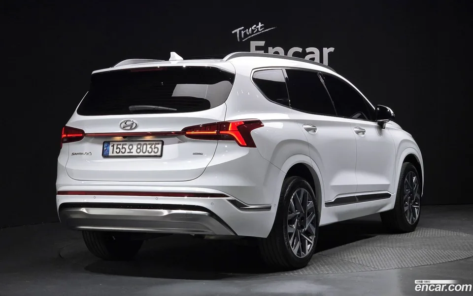 Hyundai SantaFe 2.5T 4WD 2023 — миниатюра 2