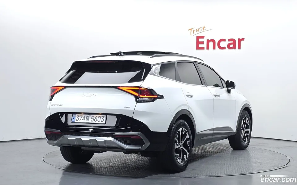 Kia Sportage Hybrid 2WD 2022 — миниатюра 2