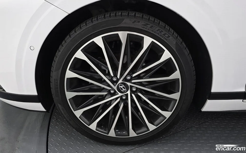 Hyundai Grandeur Hybrid 2023 — миниатюра 5