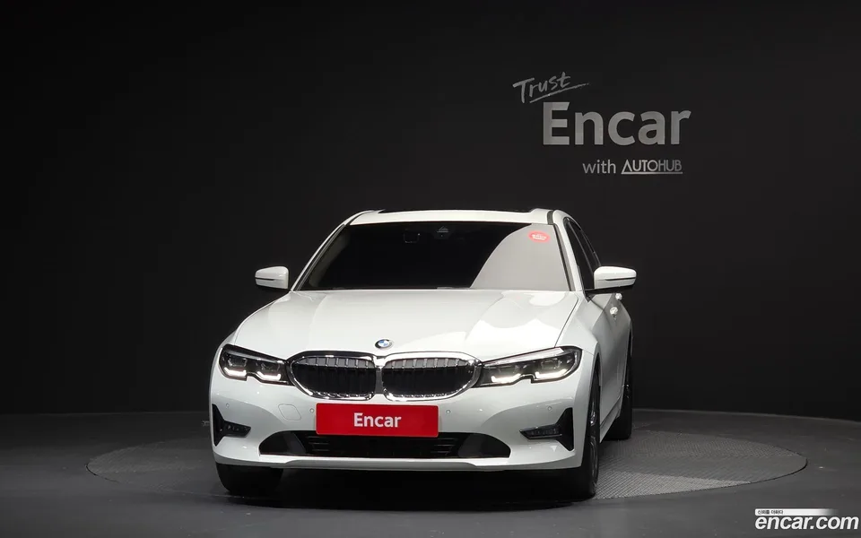 BMW 3 Series 320i 2022 — миниатюра 3