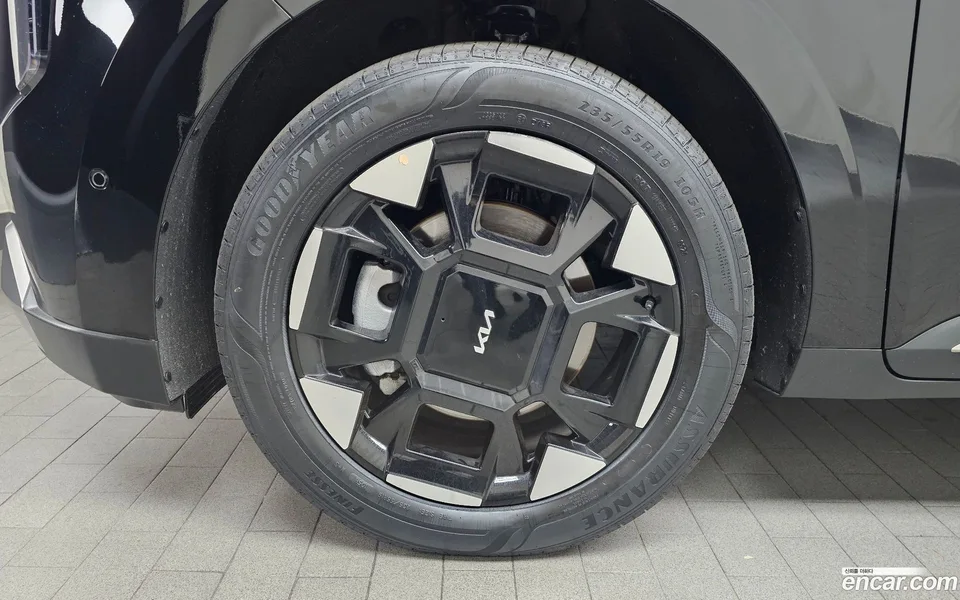 Kia Carnival HEV 9 2025 — миниатюра 5