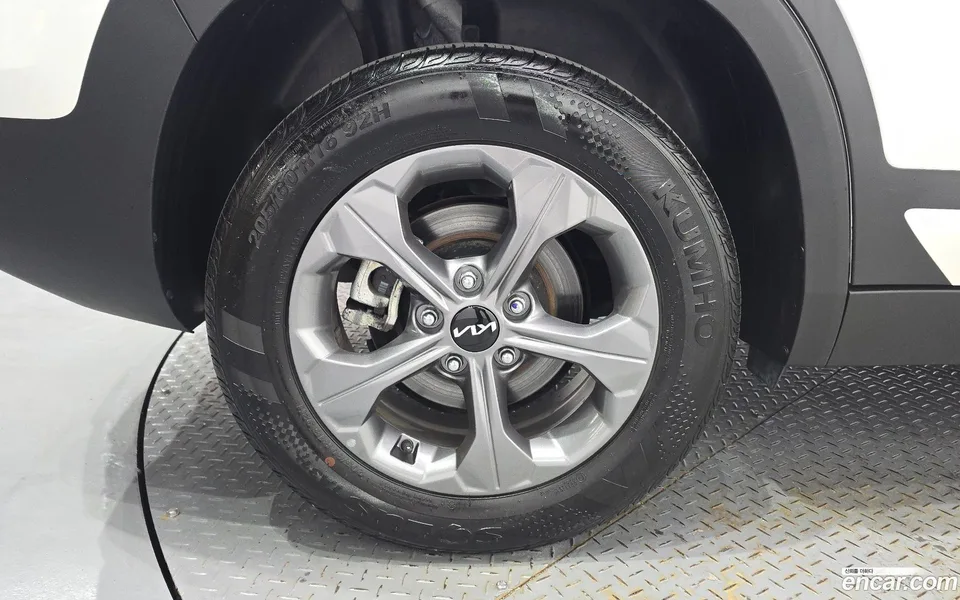 Kia Seltos 1.6 2WD 2025 — миниатюра 5