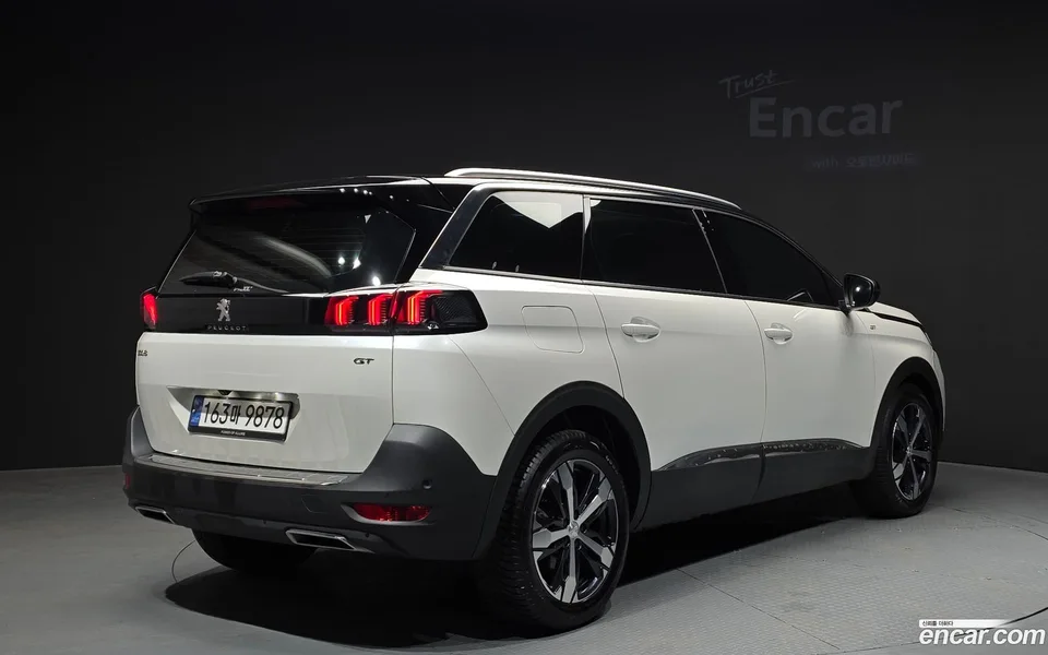 Peugeot 5008 2.0 BlueHDi GT 2022 — миниатюра 2