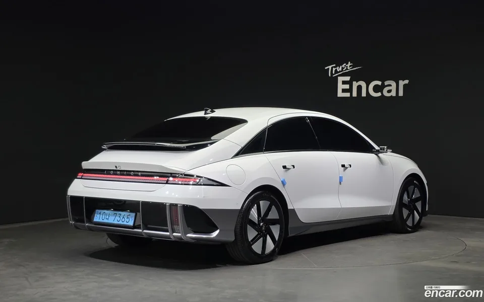 Hyundai Ioniq 6 AWD 2023 — миниатюра 2