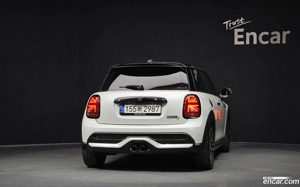 MINI Cooper S 2023 — миниатюра 4