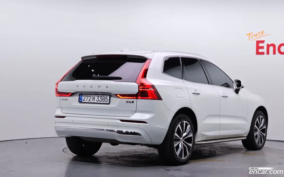 Volvo XC60 B6 2022 — миниатюра 2