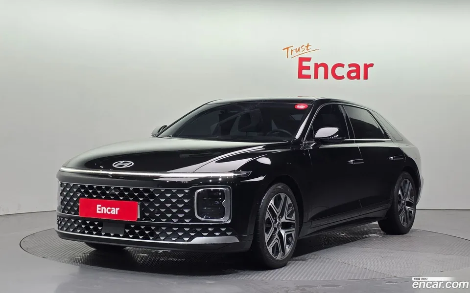 Hyundai Grandeur 2.5 2WD 2023 — фото 1, купить с доставкой в Москву