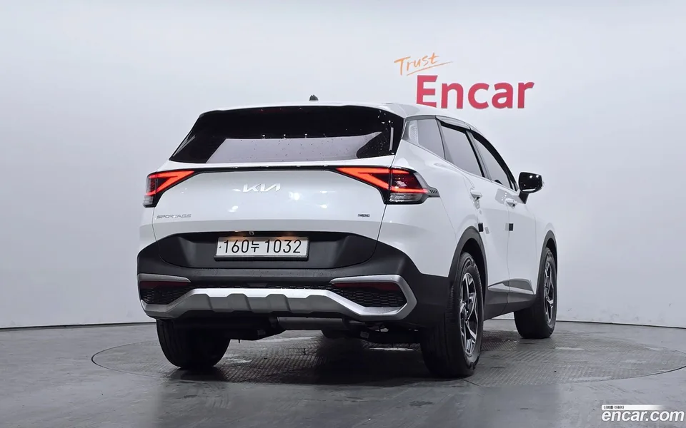 Kia Sportage 2.0 4WD 2022 — миниатюра 4