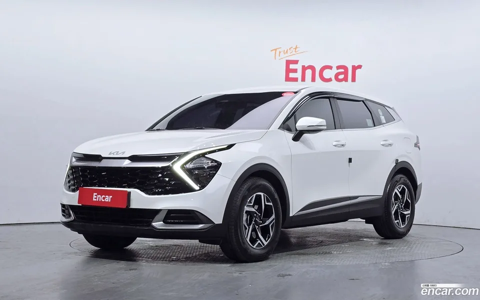 Kia Sportage 2.0 4WD 2022 — фото 1, купить с доставкой в Москву
