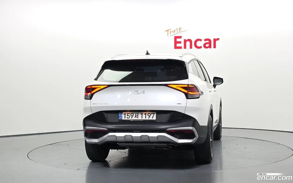 Kia Sportage Hybrid 2WD 2022 — миниатюра 4