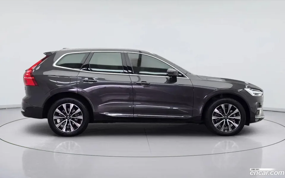 Volvo XC60 B5 2024 — миниатюра 3