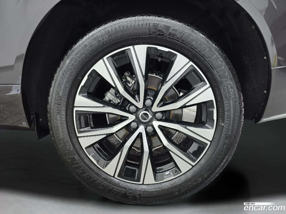 Volvo XC60 B5 2024 — миниатюра 5