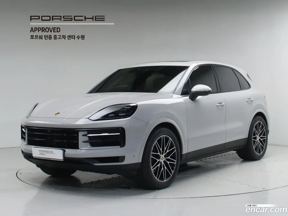Porsche Cayenne 3.0 2024 — фото 1, купить с доставкой в Москву