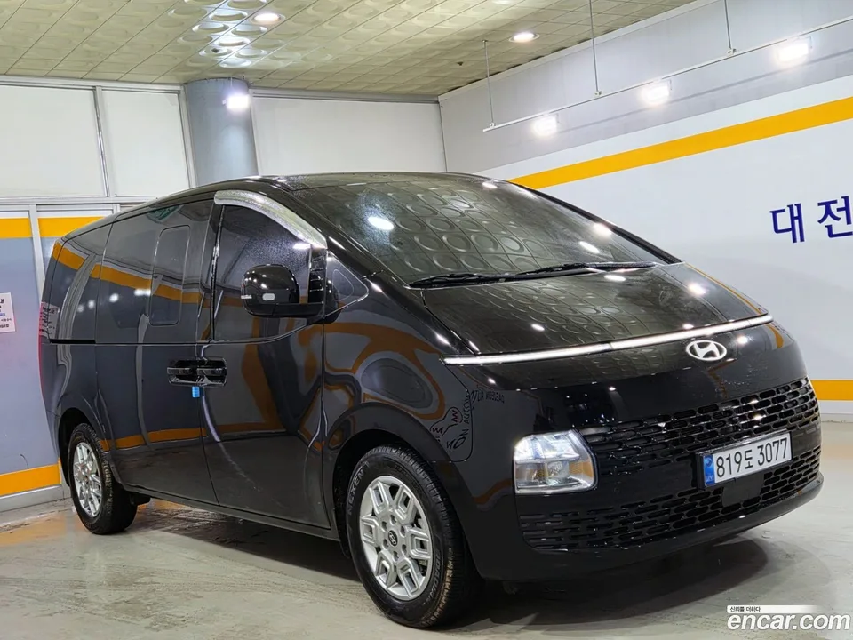 Hyundai Staria 5 2025 — миниатюра 3