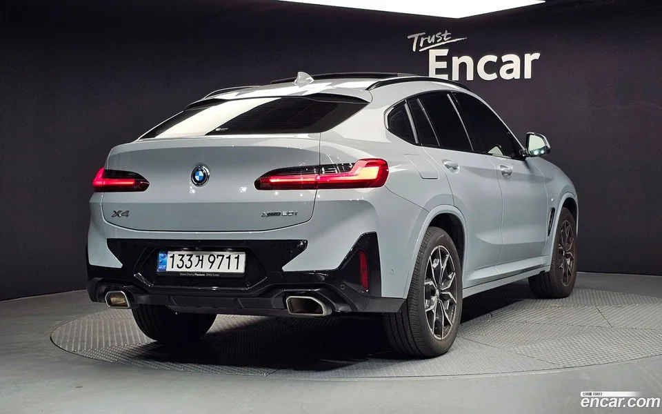 BMW X4 xDrive20i M 2024 — миниатюра 2