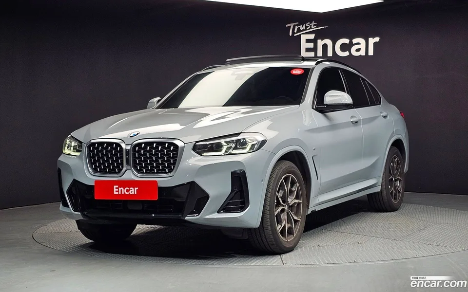 BMW X4 xDrive20i M 2024 — фото 1, купить с доставкой в Москву