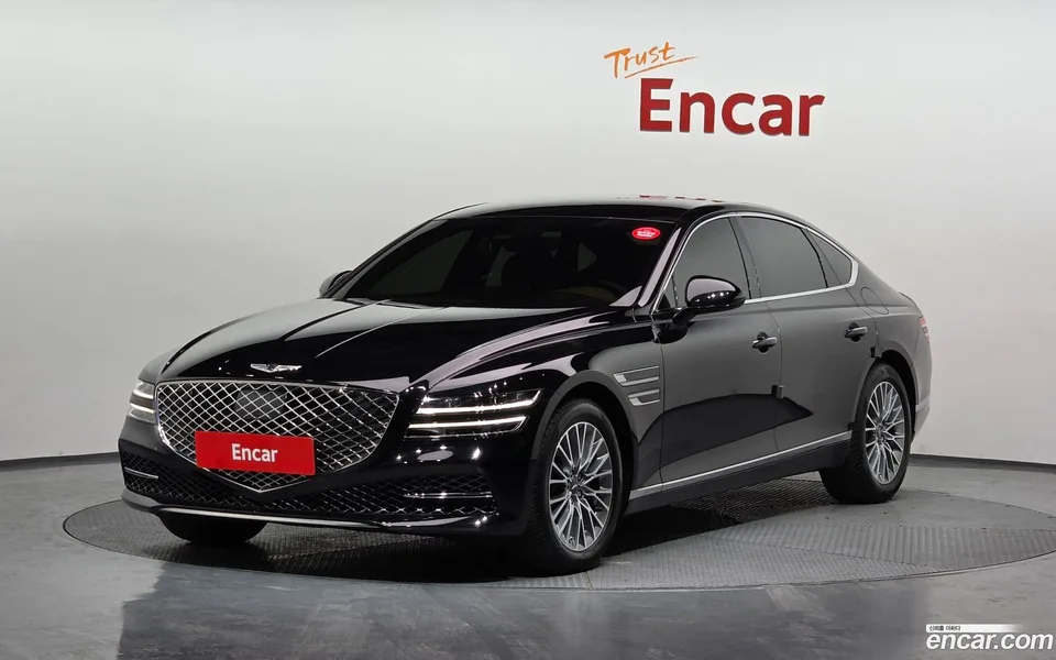 Genesis G80 2.5 2WD 2023 — фото 1, купить с доставкой в Москву