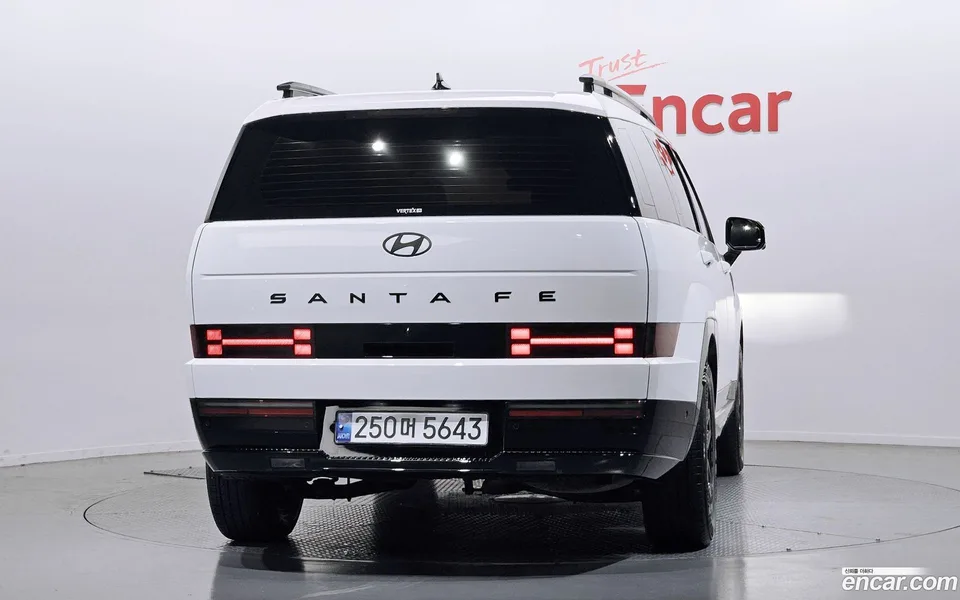 Hyundai SantaFe HEV 1.6 2WD 2024 — миниатюра 4