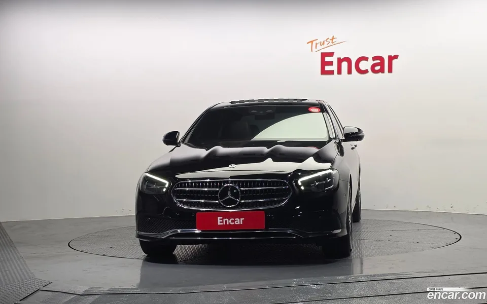 Mercedes-Benz E-Class E250 2022 — миниатюра 3