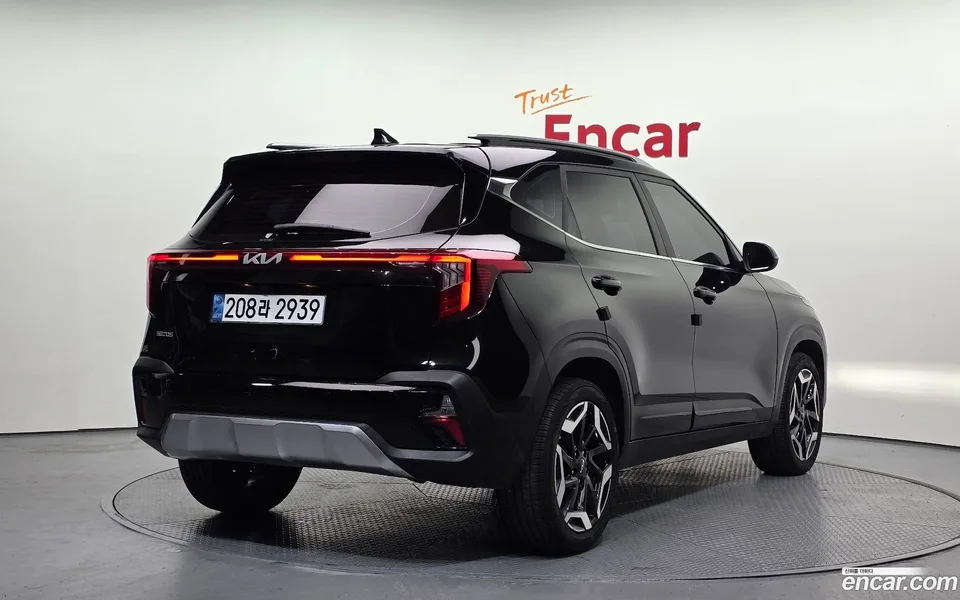 Kia Seltos 2.0 2WD 2024 — миниатюра 2
