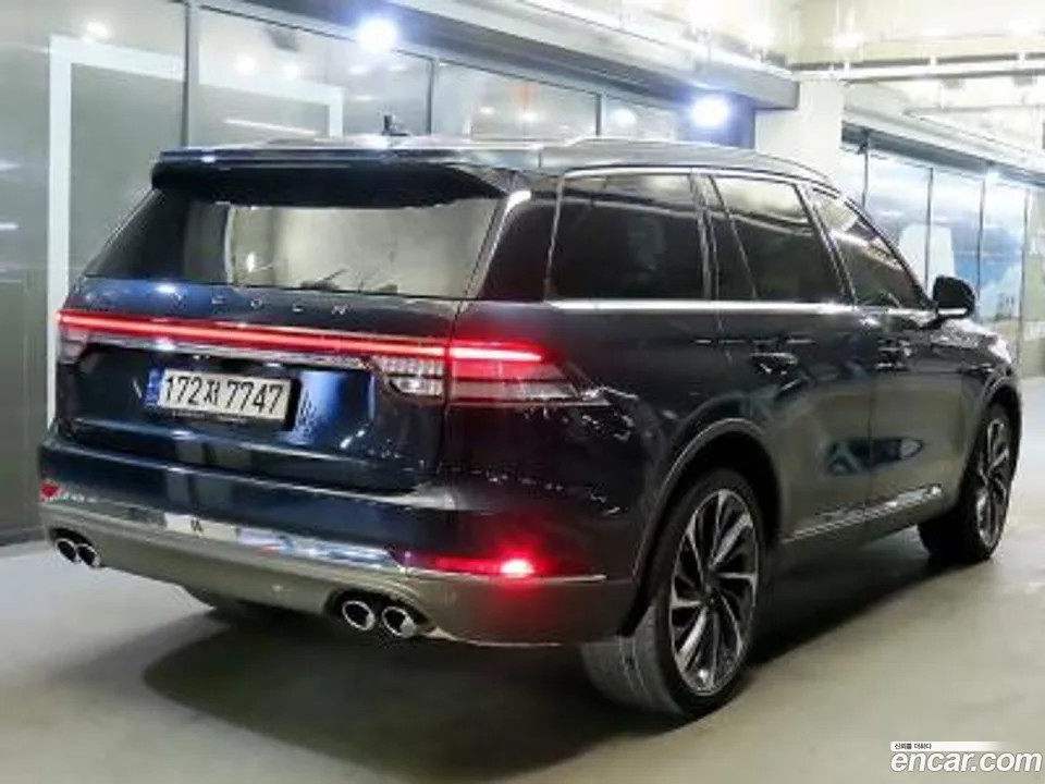 Lincoln Aviator 3.0 AWD 2023 — миниатюра 4