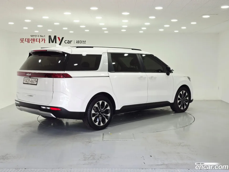Kia Carnival 9 2023 — миниатюра 5