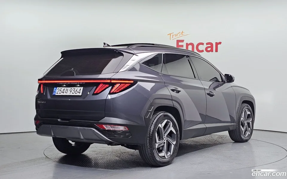 Hyundai Tucson 1.6 2WD 2022 — миниатюра 2