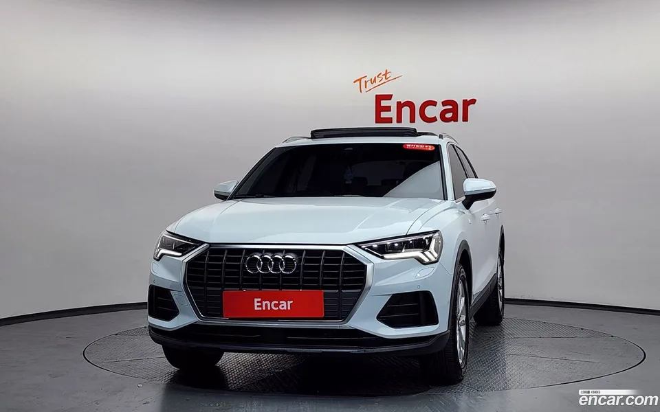 Audi Q3 35 TDI 2023 — миниатюра 3