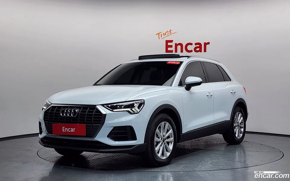 Audi Q3 35 TDI 2023 — фото 1, купить с доставкой в Москву