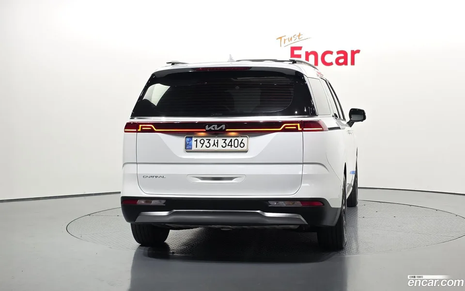 Kia Carnival 7 2023 — миниатюра 4