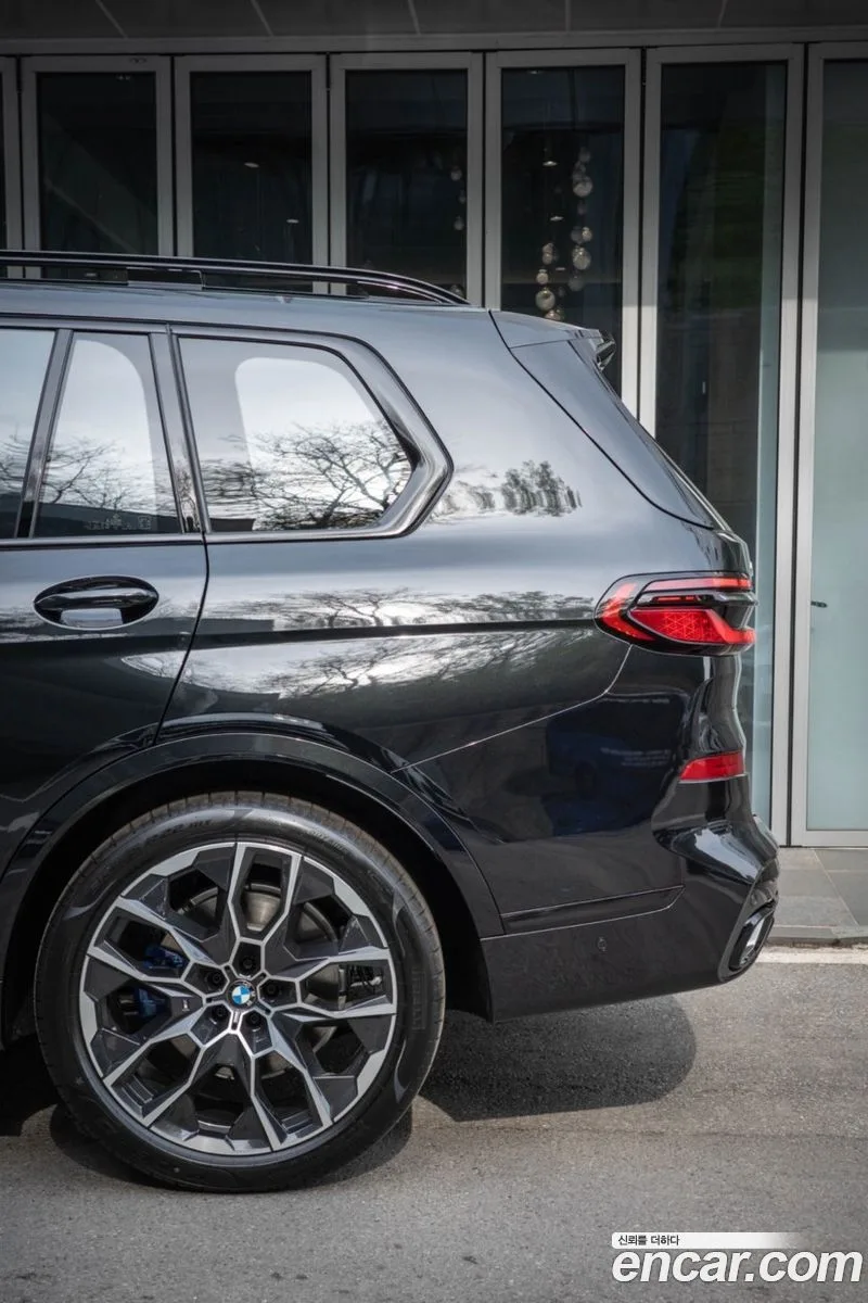 BMW X7 xDrive 40i 6 2025 — миниатюра 5