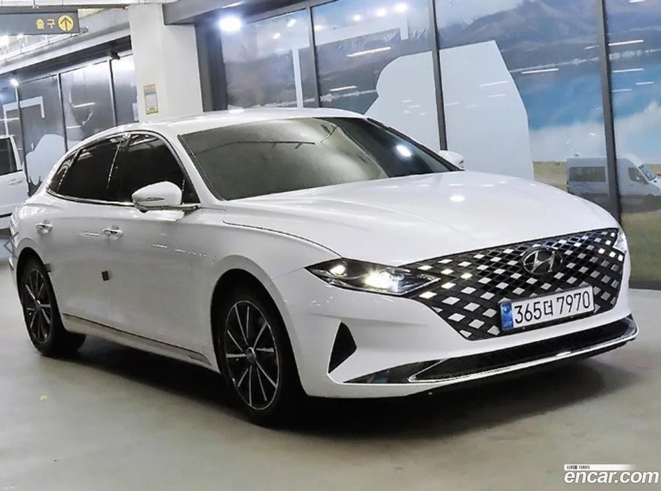 Hyundai Grandeur IG 2.5 2022 — миниатюра 2