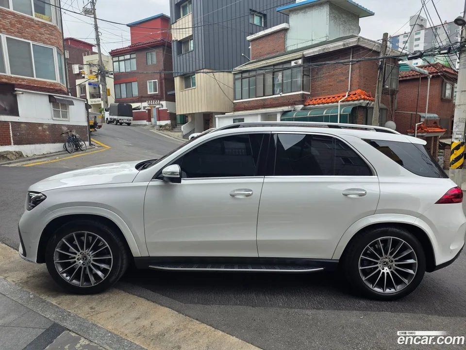 Mercedes-Benz GLE-Class GLE450 4MATIC 2025 — миниатюра 4