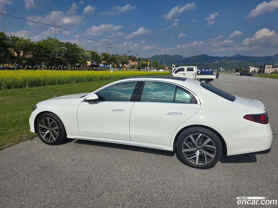 Mercedes-Benz E-Class E220d 4MATIC 2024 — миниатюра 2